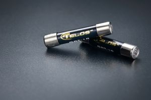 【特價商品】TELOS QBT-18 超頻寬保險絲 (長的)產品圖