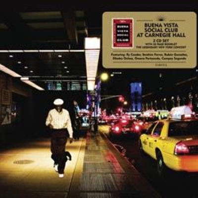 遠景俱樂部：記憶哈瓦那—卡內基演唱實況（進口版 2 CD）<br>伊布拉印?飛列 演唱 / 卡查依多  貝斯 /魯本?貢札雷茲  鋼琴<br>康貝?塞康多  合唱 / 歐瑪拉  合唱<br>Buena Vista Social Club: Buena Vista Social Club At Carnegie Hall